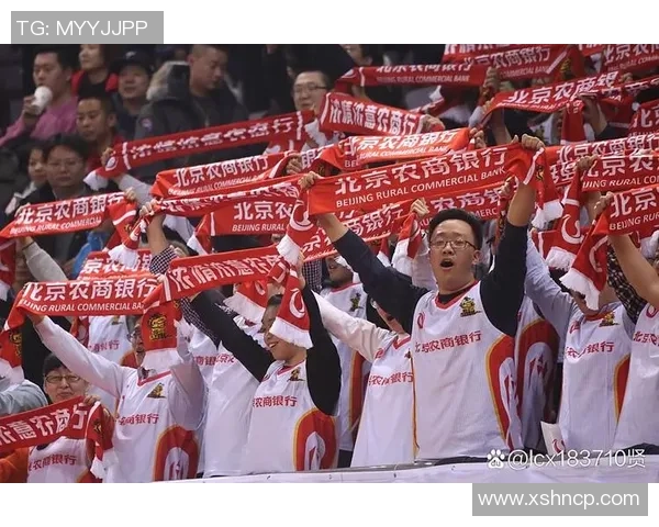 北京足球队比赛经验引发热议球迷对战术选择和球员表现展开激烈讨论